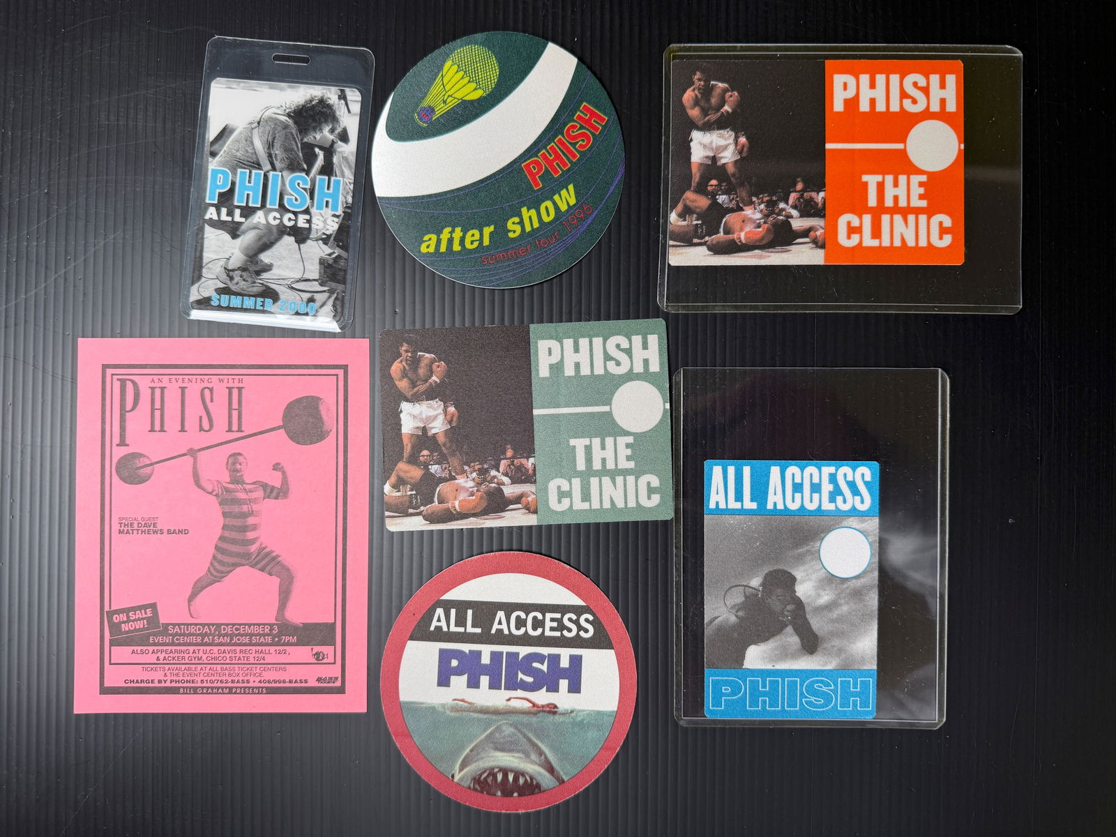 PHISH BACKSTAGE PASS AND HANDBILL SET: PHISH BACKSTAGE PASS AND HANDBILL SET