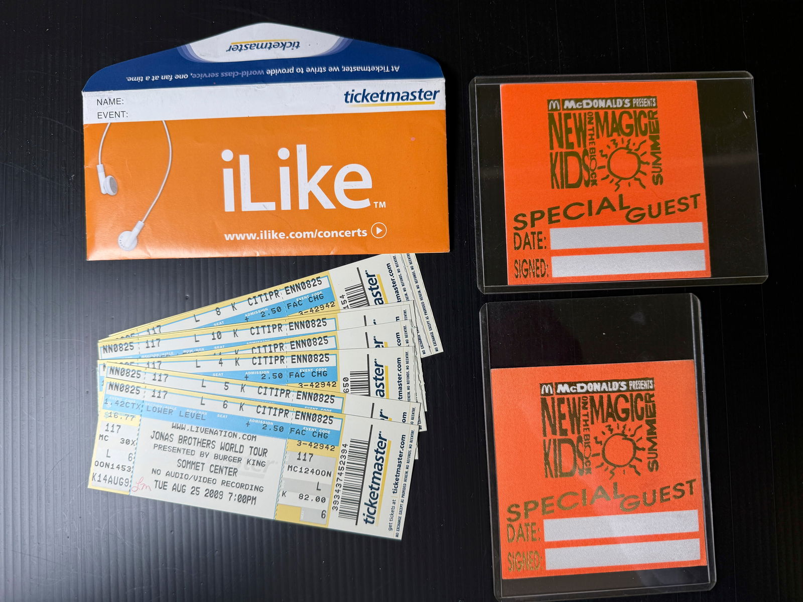 JONAS BROTHERS TICKETS & NEW KIDS ON THE BLOCK BACKSTAGE PASS: JONAS BROTHERS TICKETS & NEW KIDS ON THE BLOCK BACKSTAGE PASS