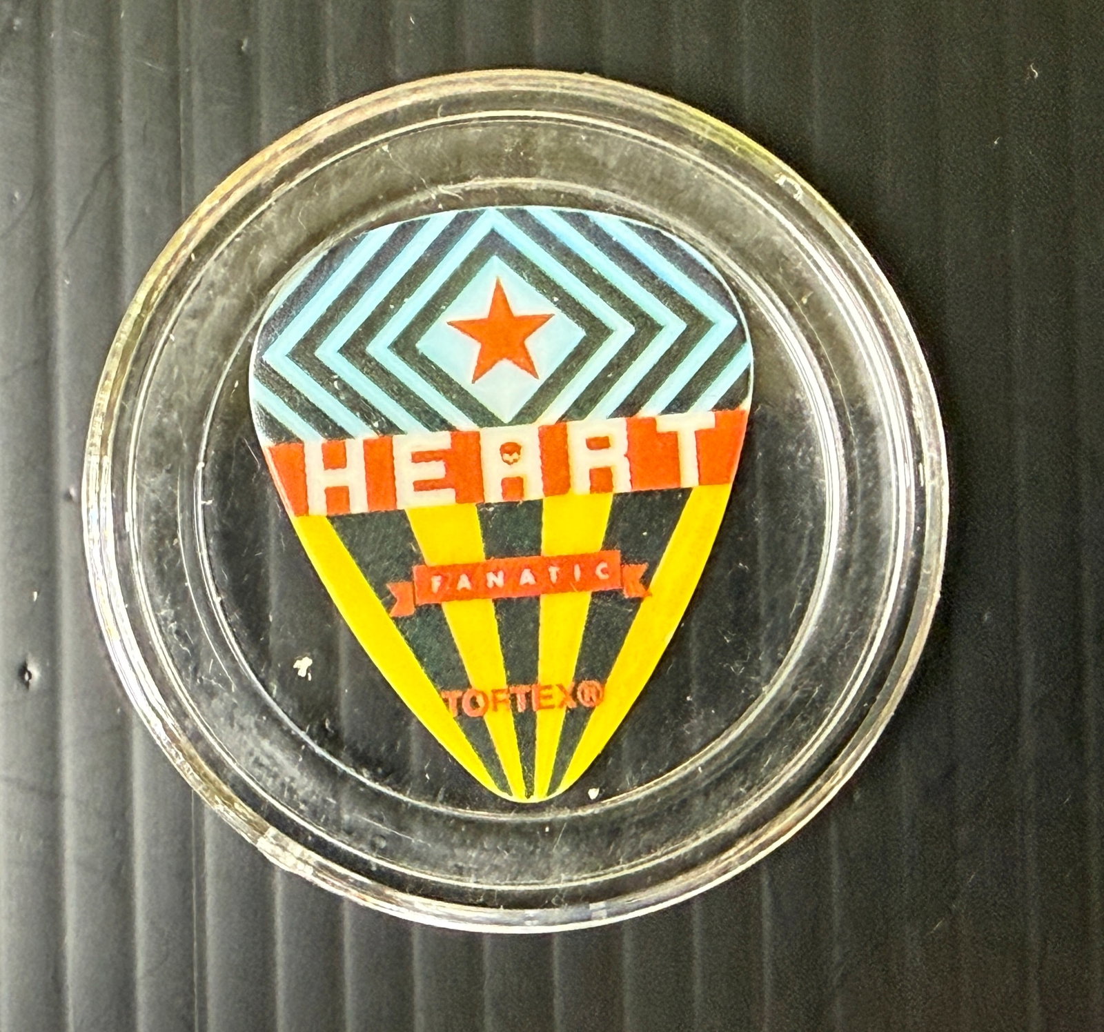 HEART - NANCY WILSON GUITAR PICK: HEART - NANCY WILSON GUITAR PICK