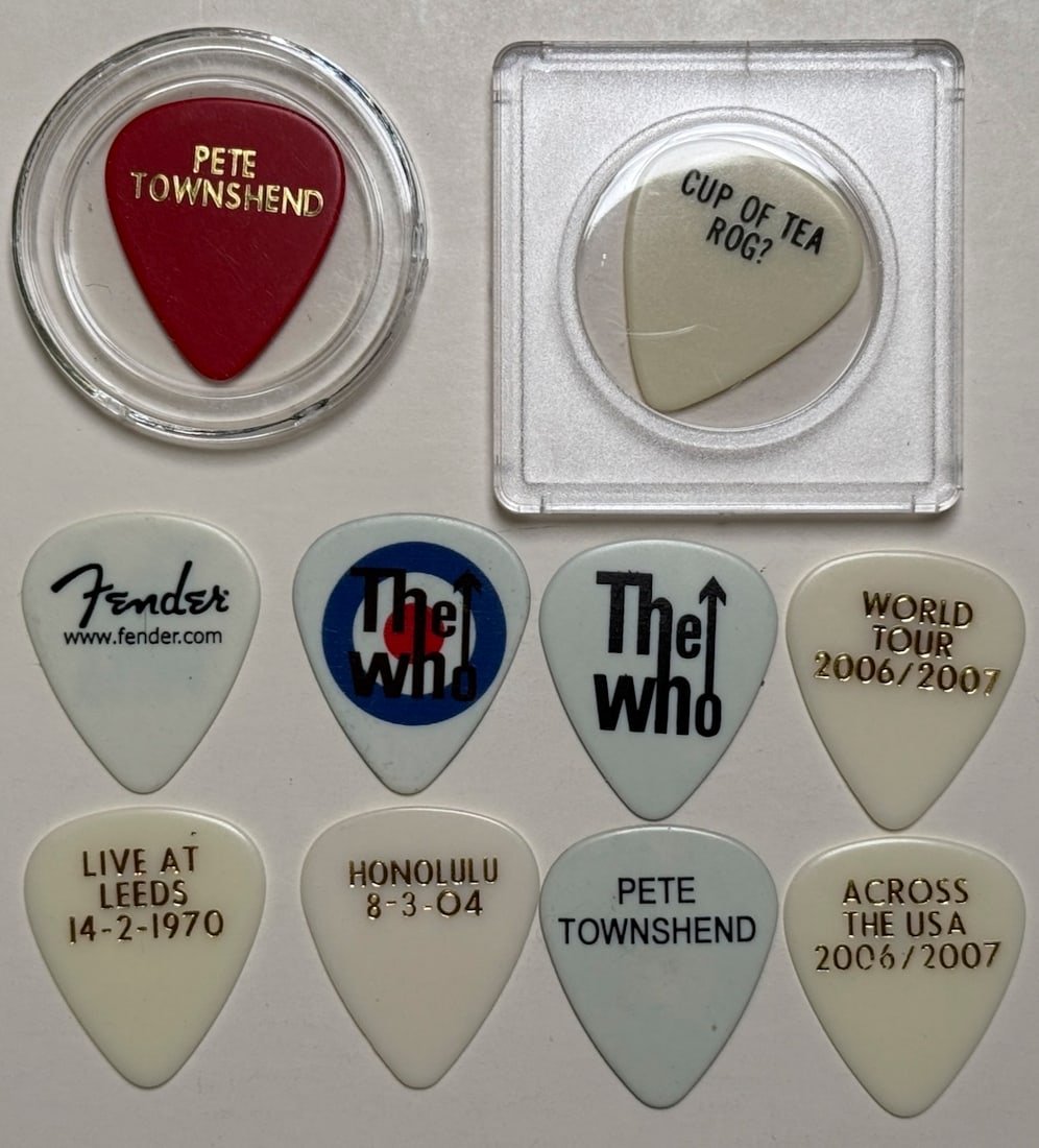 THE WHO - ULTIMATE RARE GUITAR PICK COLLECTION: THE WHO - ULTIMATE RARE GUITAR PICK COLLECTION. PROVIDED BY FAMILY OF GUITAR TECH WHO TOURED WITH BAND. WITH ULTIMATE RARE CUP OF TEA ROG? PCIK. WORLD TOUR 2006, USA TOUR 2007. LIVE AT LEEDS 1970, HON