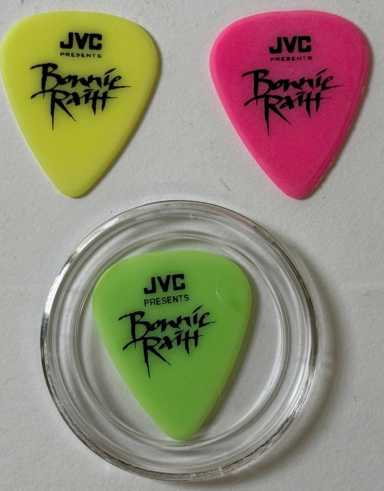 BONNIE RAIT GUITAR PICK SET: BONNIE RAIT GUITAR PICK SET