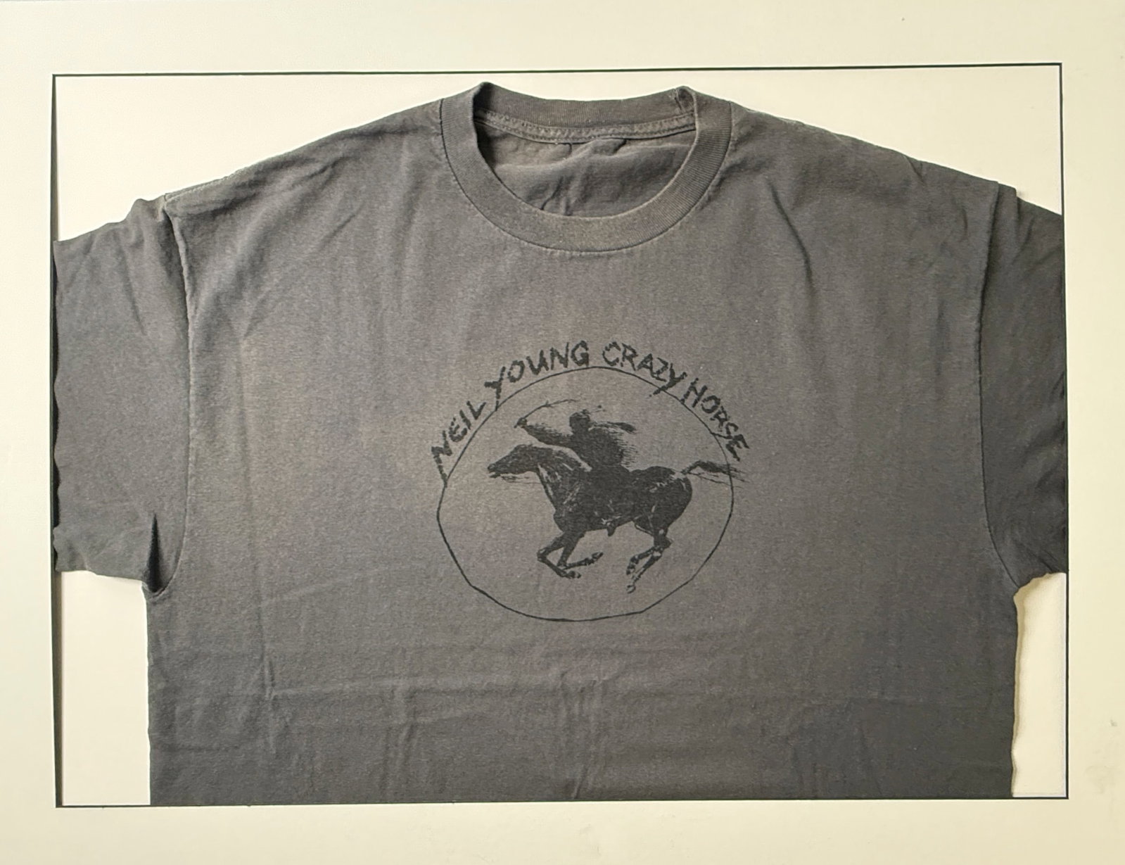 NEIL YOUNG CRAZY HORSE TOUR T-SHIRT (1 of 4)