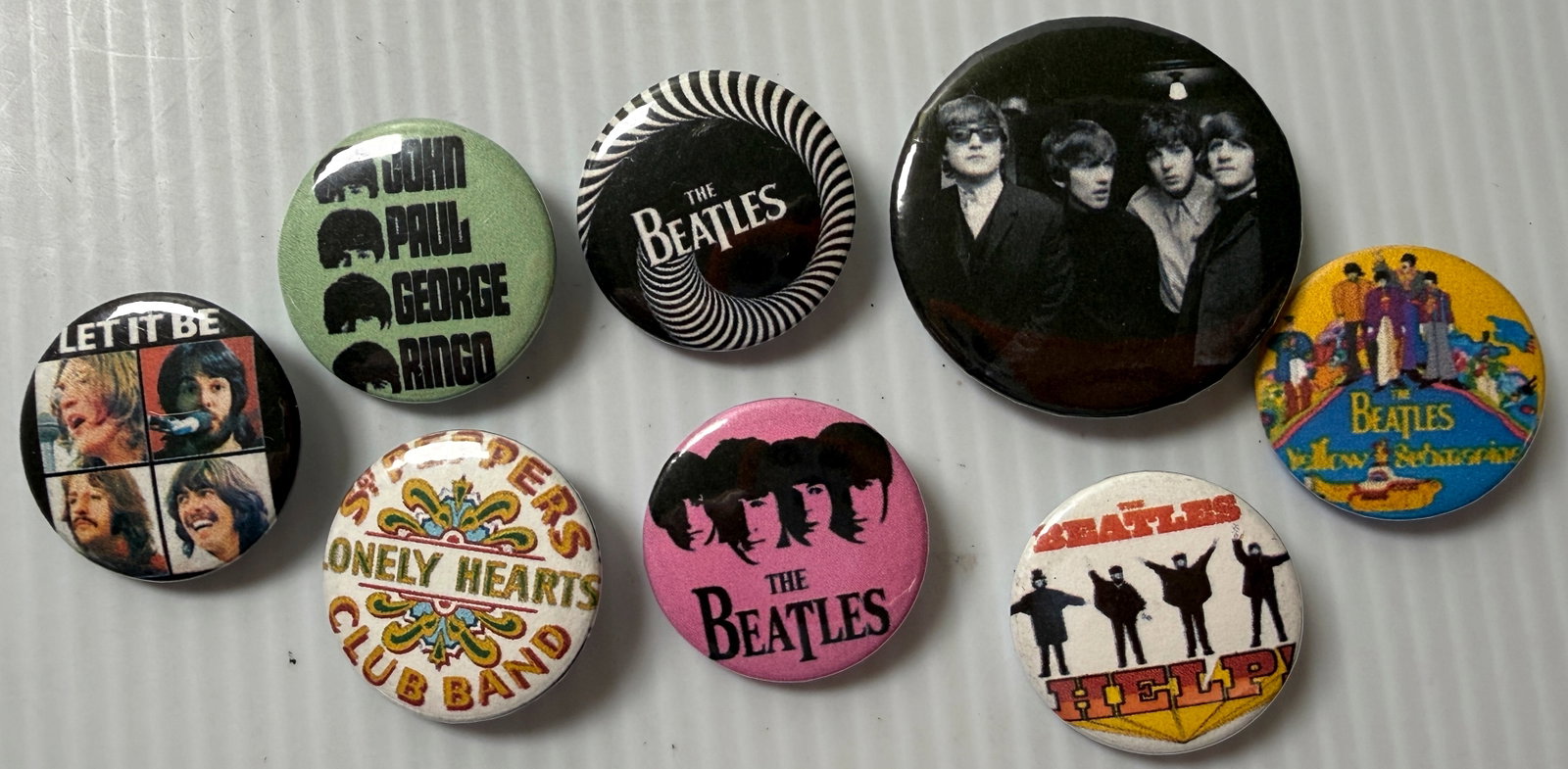 BEATLES BUTTON SET (1 of 1)