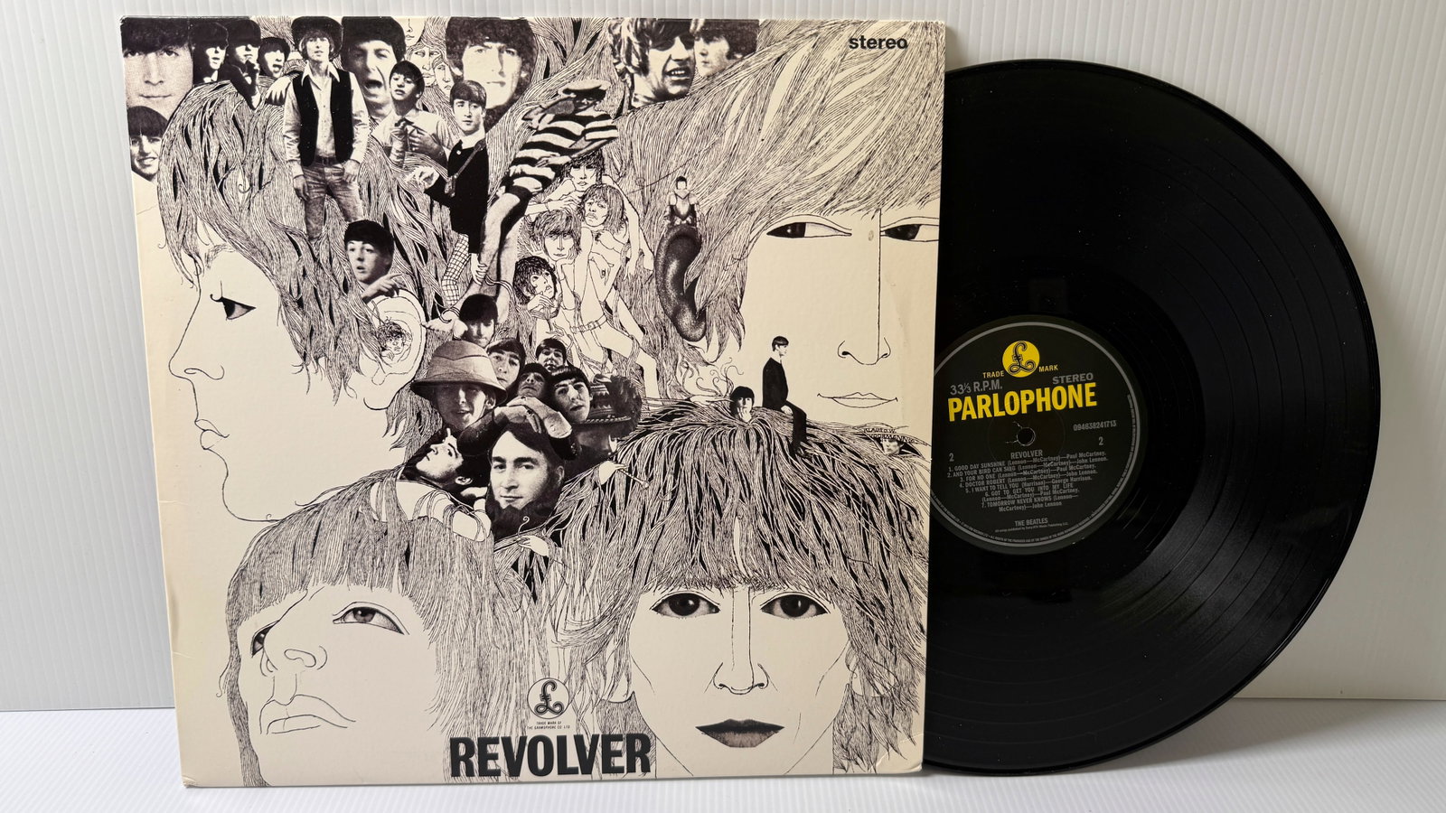 REVOLVER - NEAR MINT - REISSUE - 180 GRAM: REVOLVER - NEAR MINT - REISSUE - 180 GRAM