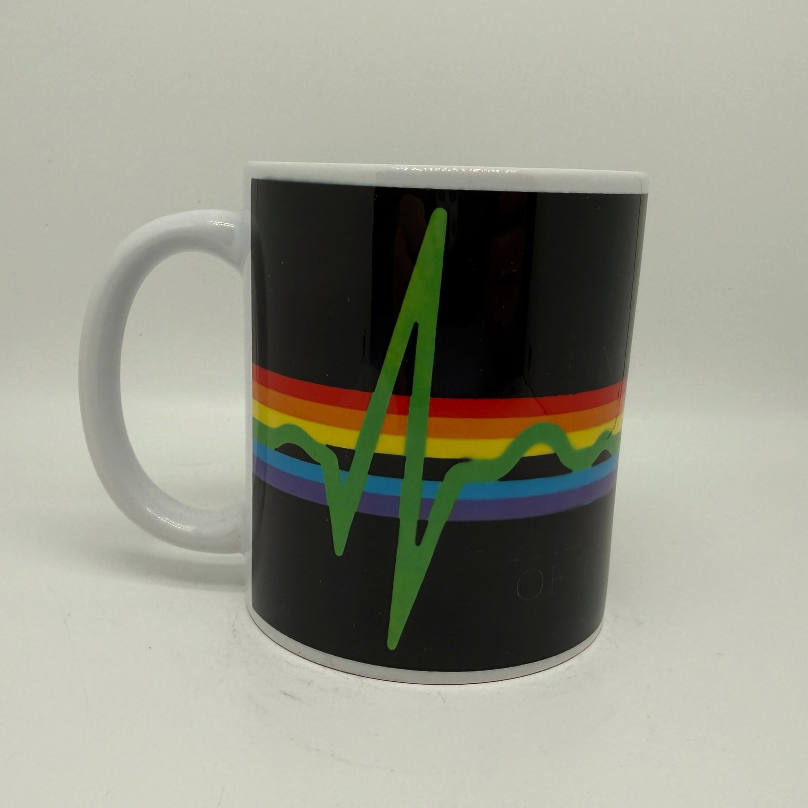 PINK FLOYD DARK SIDE OF THE MOON 11OZ COFFEE MUG (1 of 1)