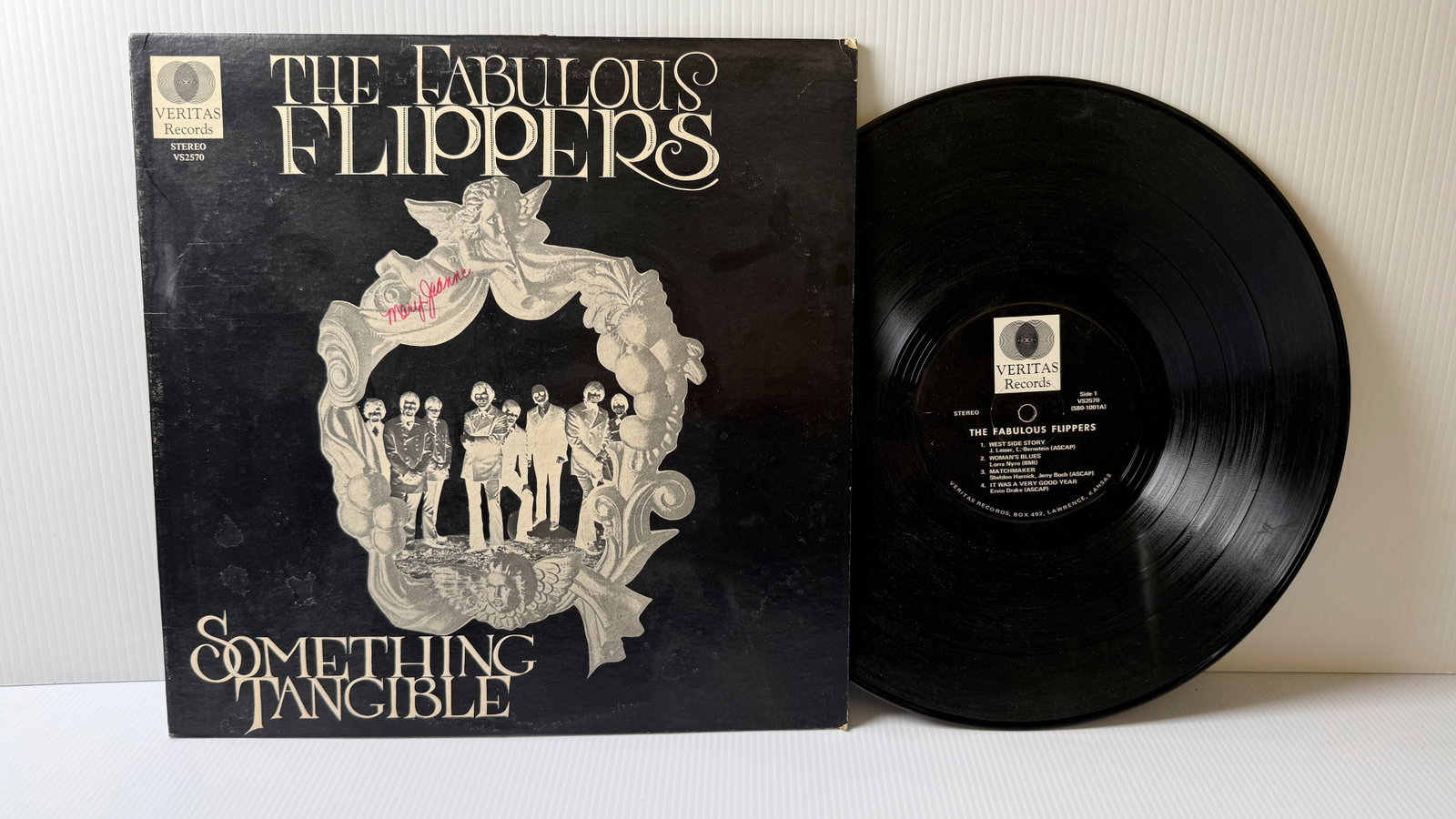 THE FABULOUS FLIPPERS - SOMETHING TANGIBLE (1 of 1)