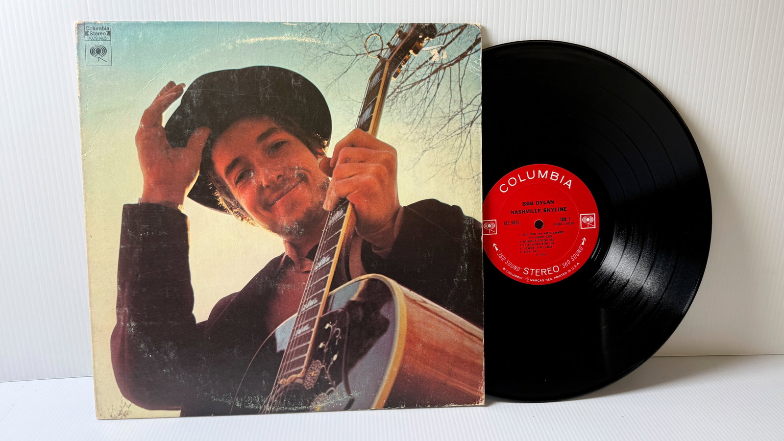 NASHVILLE SKYLINE - BOB DYLAN: NASHVILLE SKYLINE - BOB DYLAN ($13)