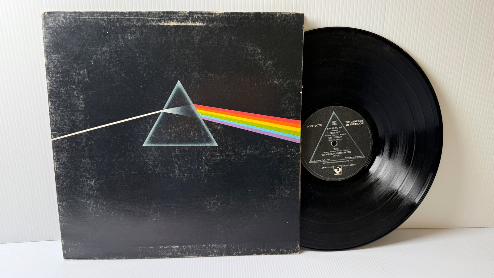 PINK FLOYD - DSOTM: PINK FLOYD - DARK SIDE OF THE MOON ($30)