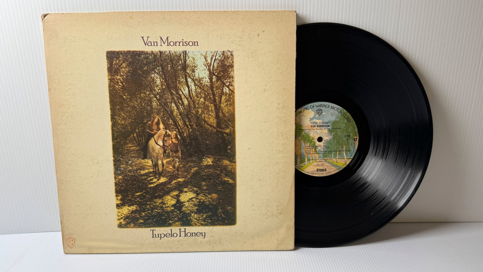VAN MORRISON - TUPELO HONEY (1 of 1)