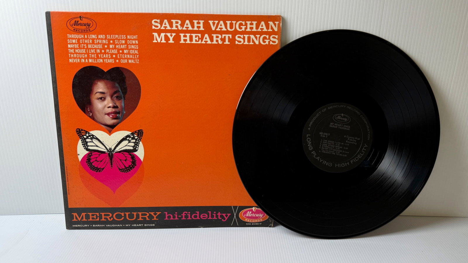 SARAH VAUGHAN - MY HEART SINGS (1 of 1)
