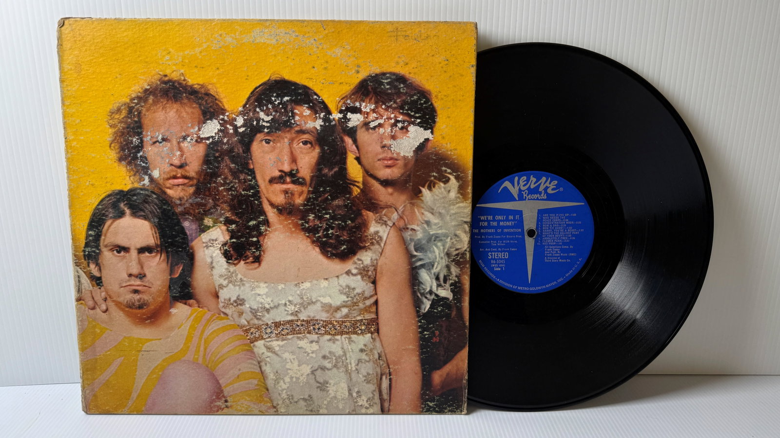 FRANK ZAPPA - WE’RE ONLY IN IT FOR THE MONEY: FRANK ZAPPA AND THE MOTHER - WE’RE ONLY IN IT FOR THE MONEY ($10). FAIR / POOR.