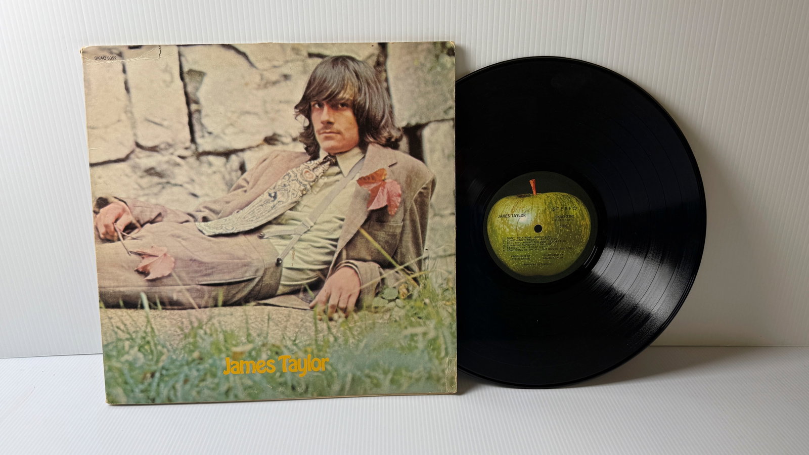 JAMES TAYLOR - JAMES TAYLOR (1 of 1)