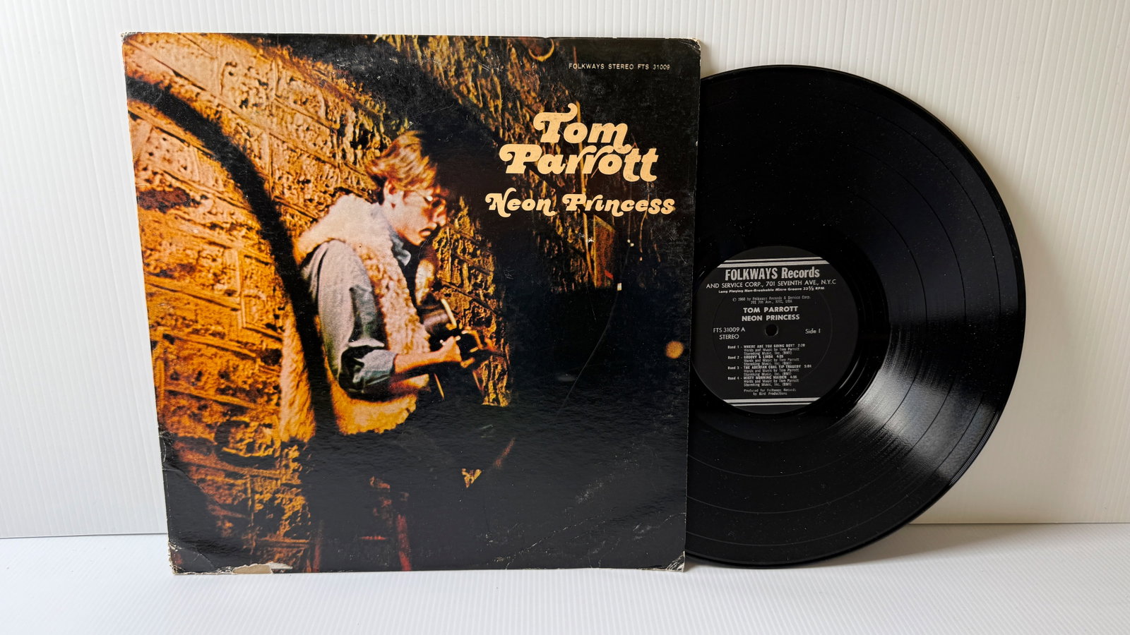 TOM PARROTT - NEON PRINCESS: TOM PARROTT - NEON PRINCESS. FOLKWAY RECORDS LABEL. ($23-$130)