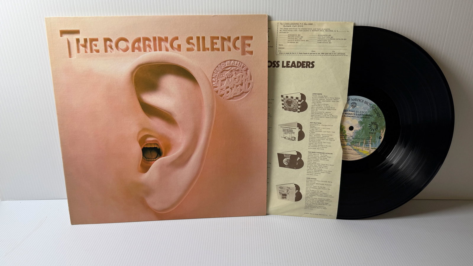 MANFRED MANN’S EARTH BAND - THE ROARING SILENCE: MANFRED MANN’S EARTH BAND - THE ROARING SILENCE. BLINDED BY THE LIGHT. 1976 ROCK. ($15)
