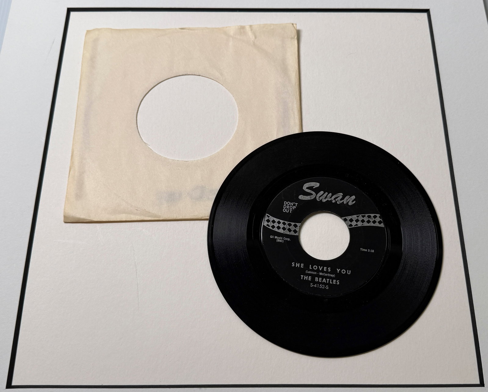 SHE LOVES YOU 45RPM RECORD ON SWAN LABEL (1 of 1)