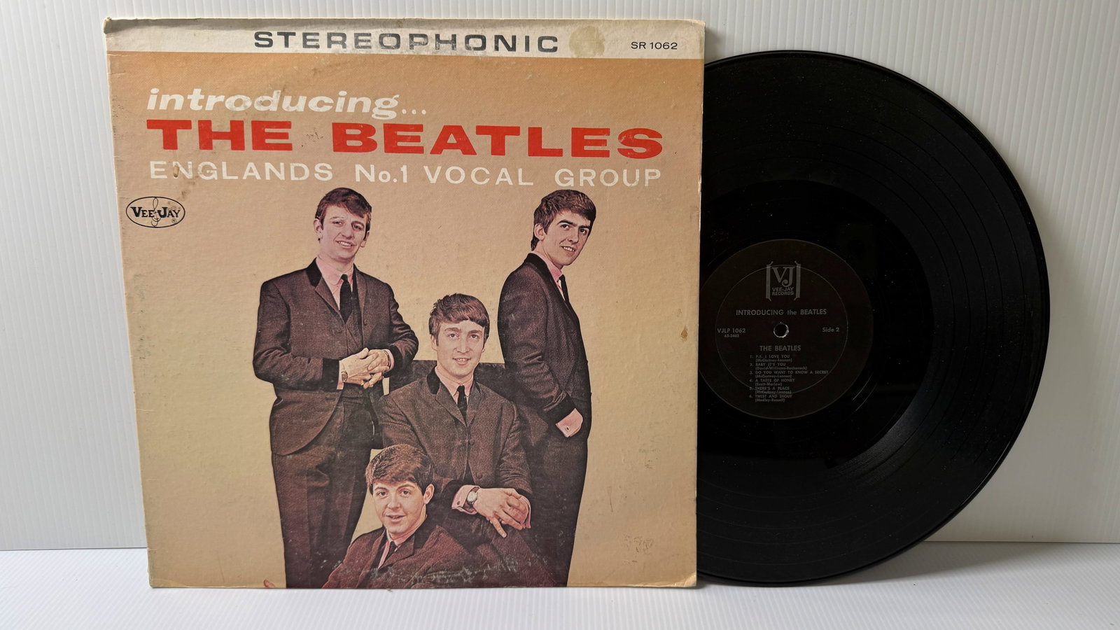 INTRODUCING THE BEATLES - BOOTLEG - NO GEORGE SHADOW (1 of 1)