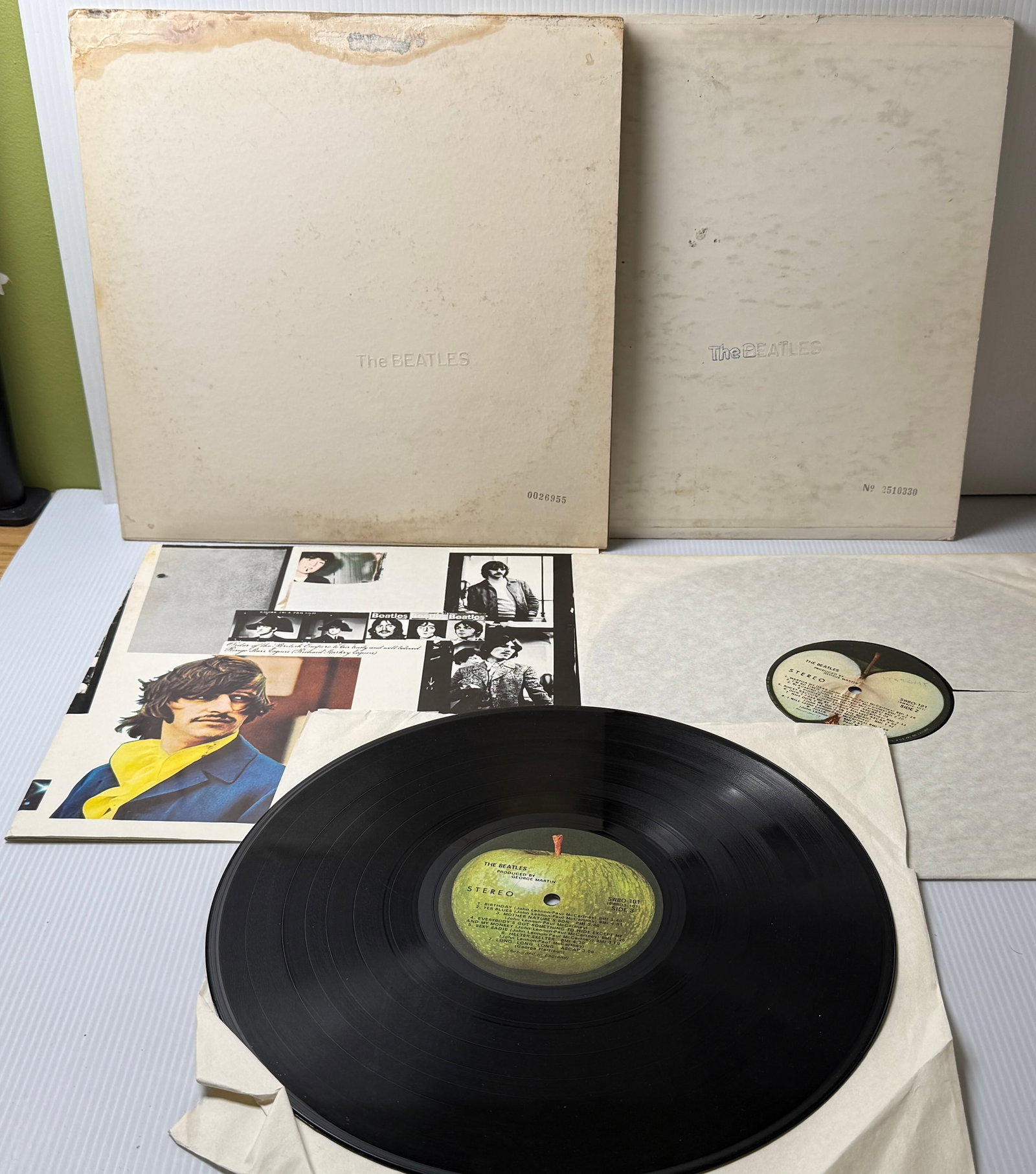 WHITE ALBUM WITH SUPER LOW SERIAL NUMBER 26,955 (1 of 4)