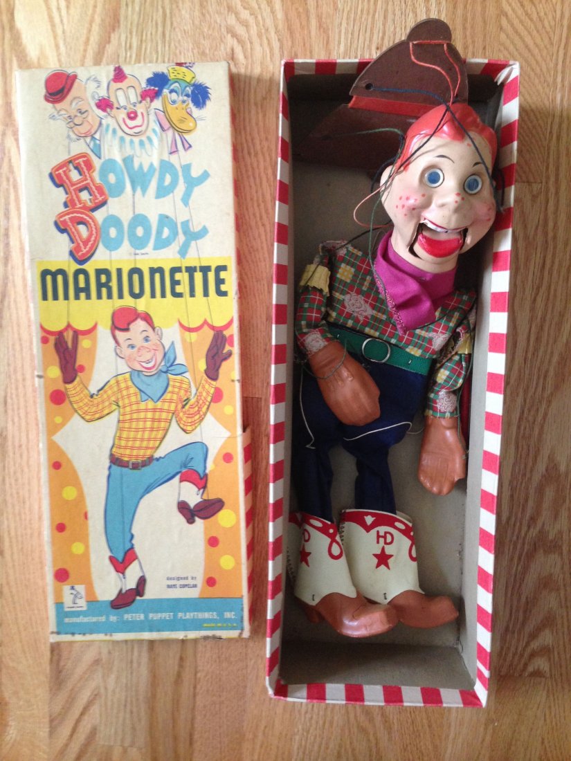 HOWDY DOODY MARIONETTE - 1950's: Howdy Doody (bob smith) marionette puppet with strings made in the 1950s by Peter Puppet Playthings. In original box. Both puppet and box are in VG+ shape for age. Designed by Raye Copelan / 'Unitrol'
