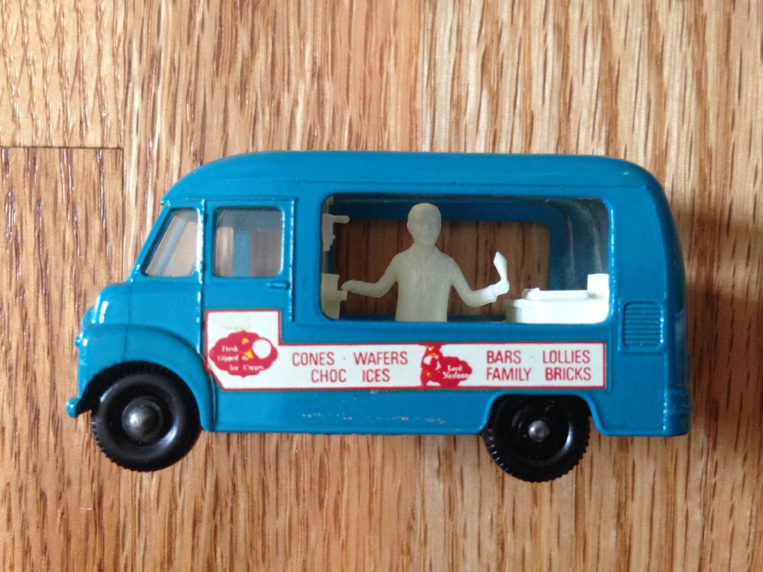 MATCHBOX LESNEY 1963 # 47 B COMMER ICE CREAM CANTEEN: MATCHBOX LESNEY 1963 # 47 B COMMER ICE CREAM CANTEEN,EXCELLENT CONDITION - MINT with Box ! ! ! Box alone is selling on ebay for $20+ ! ! ! !