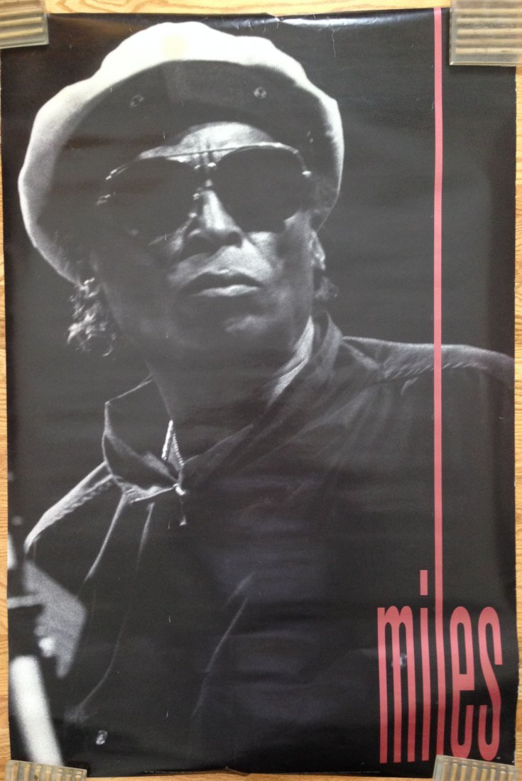 VINTAGE JAZZ COLLECTION - Lot of three: VINTAGE JAZZ COLLECTION - Lot of three Miles Davis - 1992 - 24 x 36 Charles Christopher "Bird" Parker Jr. - 24x36 - 1992 poster. Photo 1953 By Bob Douglas. - Creasing and marks. Miles Davis - Paris Ja