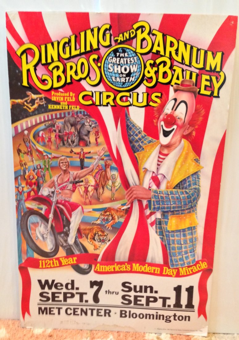 RINGLING BROTHERS and BARNUM & BAILEY ORIGINAL 112th: RINGLING BROTHERS and BARNUM & BAILEY ORIGINAL 112th YEAR poster 14â€ x 22â€Amazing art for MET CENTER (NOW GONE) location from 1982.