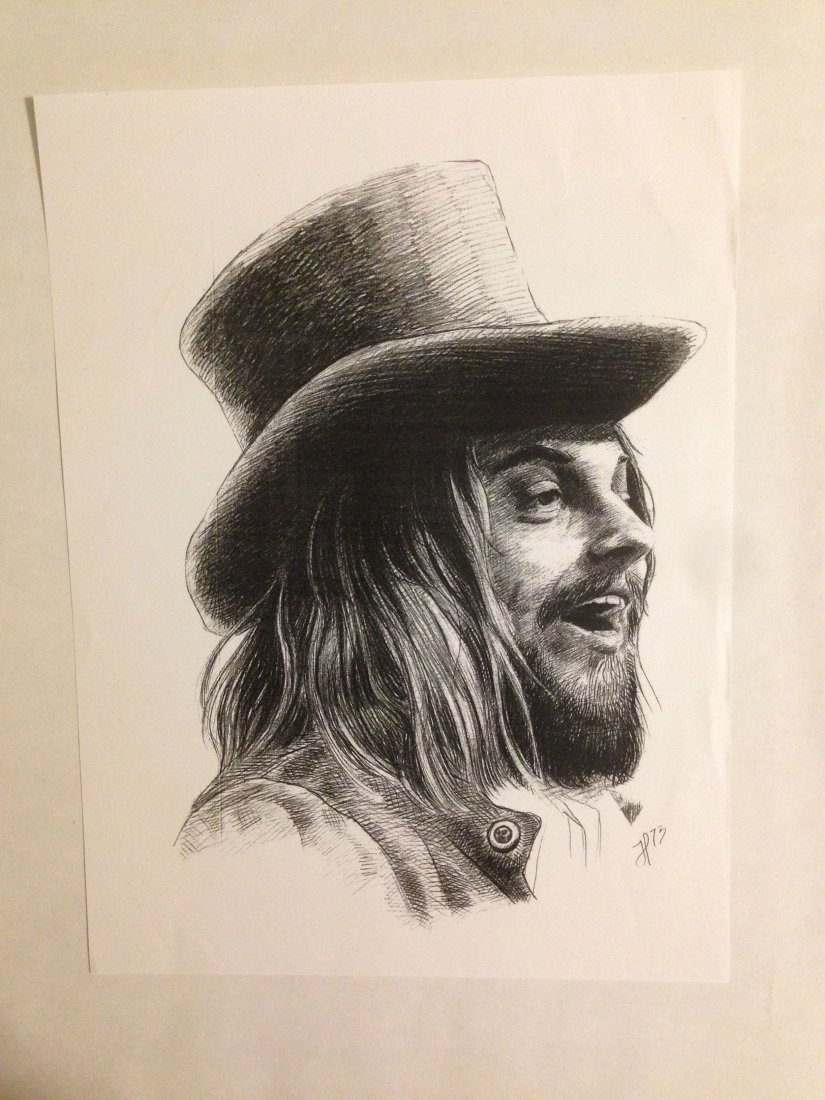 LEON RUSSEL SKETCH - 1973: LEON RUSSEL SKETCH - 1973. Repro on paper. Signed in â€œplateâ€ by artist.