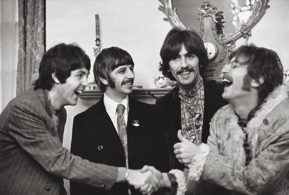 1967 press conference Beatles Sgt.Pepper: Poster by Linda McCartney. 1967 press conference for The Beatles Sgt.Pepper release. "A portrait of an era". Poster signed by Linda. about 24 x 36. MINT!
