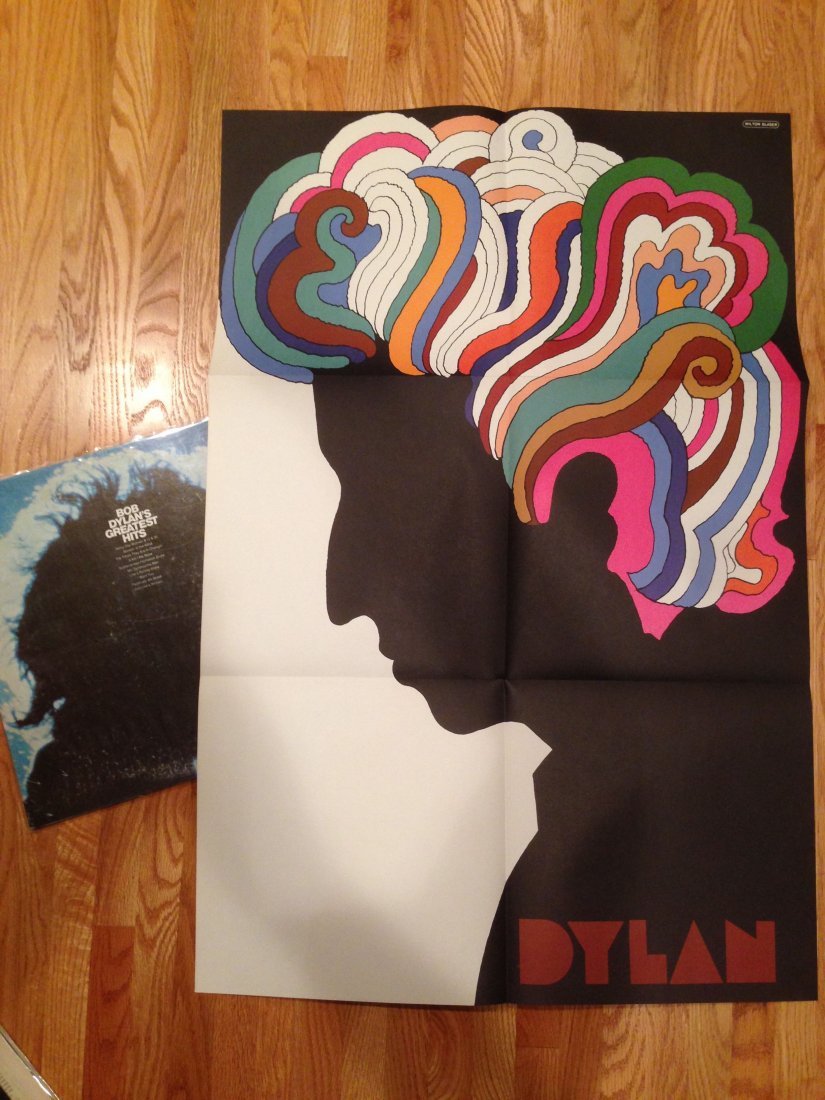DYLAN GLASER POSTER ! MINT !: BOB DYLAN POSTER - BY MILTON GLASER. With Album. These come along very rarely in this condition ! This is finally the time to get it. We found TWO MINT posters in our search in Seattle - and we brough