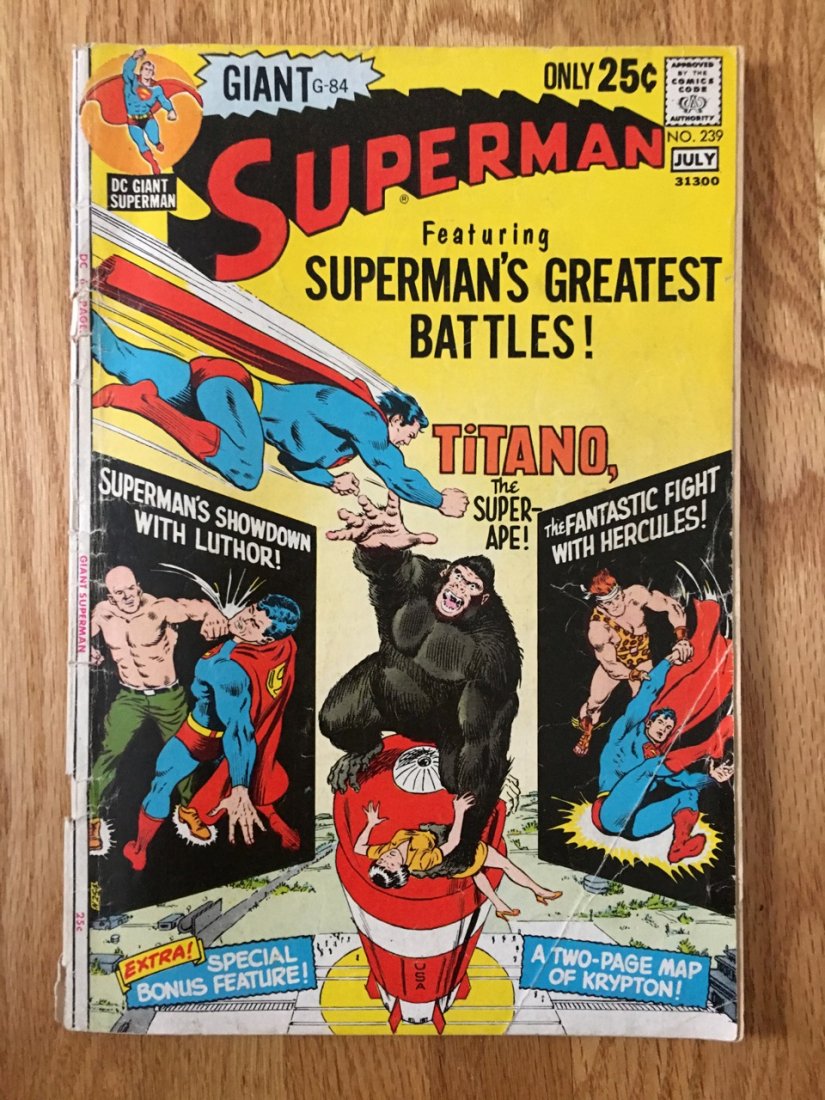 GIANT SUPERMAN #239: GIANT SUPERMAN #239 COMICS. ALL COMICS ARE UNGRADED.