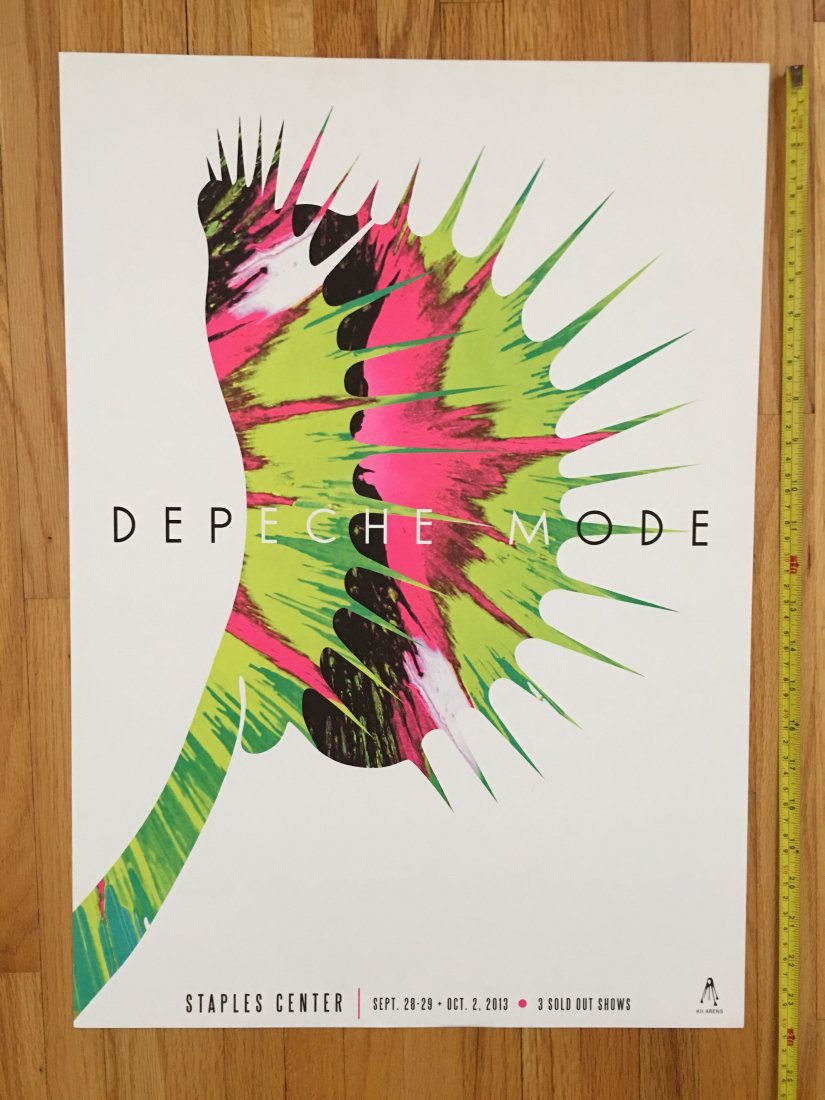 DEPECHE MODE - STAPLE CENTER - 2013: DEPECHE MODE - STAPLE CENTER - 2013 - about 24 inches tall on heavy stock. MINT CONDITION. Print by KII Arens. Arens’ album design/layout career has featured many projects, including: Dolly Parton��