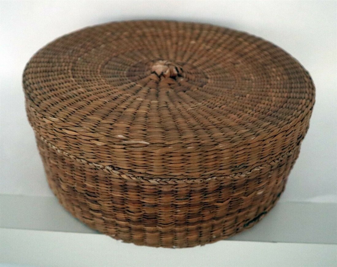 Canadian Aboriginal 8" Vintage ca1950 Pine Needle Basket Tlingit? vgc (1 of 3)