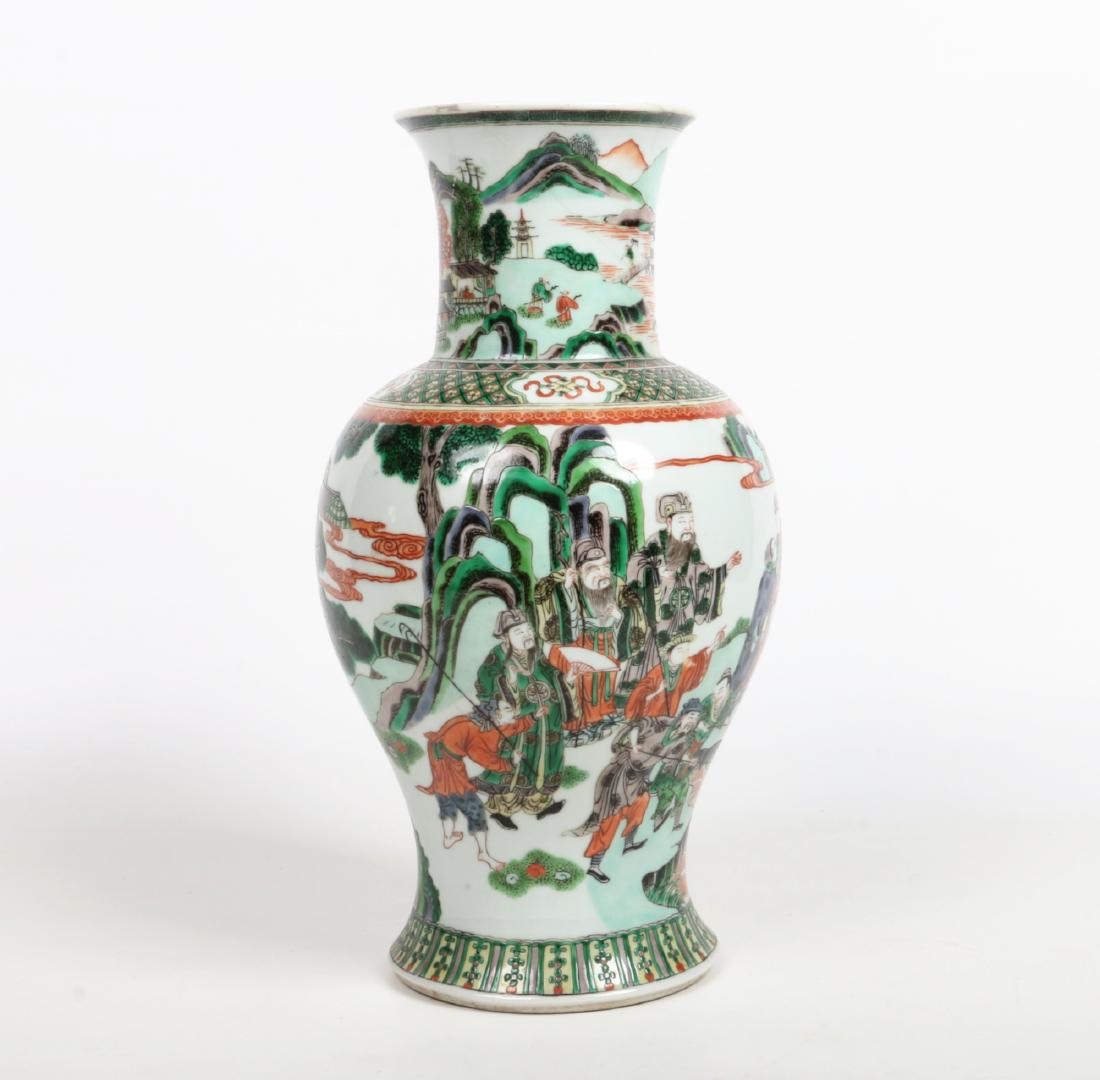 A large 19th century Chinese baluster shaped famille (1 of 1)