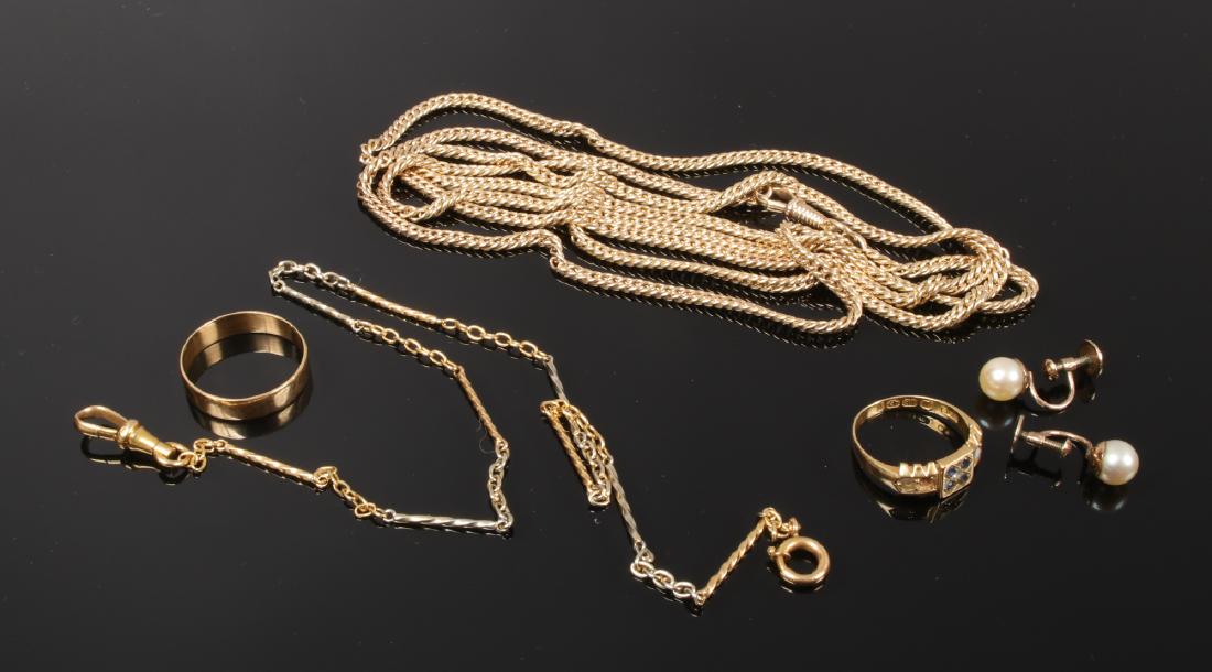 A quantity of yellow metal and gold jewellery including (1 of 1)