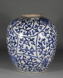 An antique Chinese blue and white ginger jar painte: An antique Chinese blue and white ginger jar painted in underglaze blue with stylized leaves and flowers, two concentric ring mark, 11.5''.