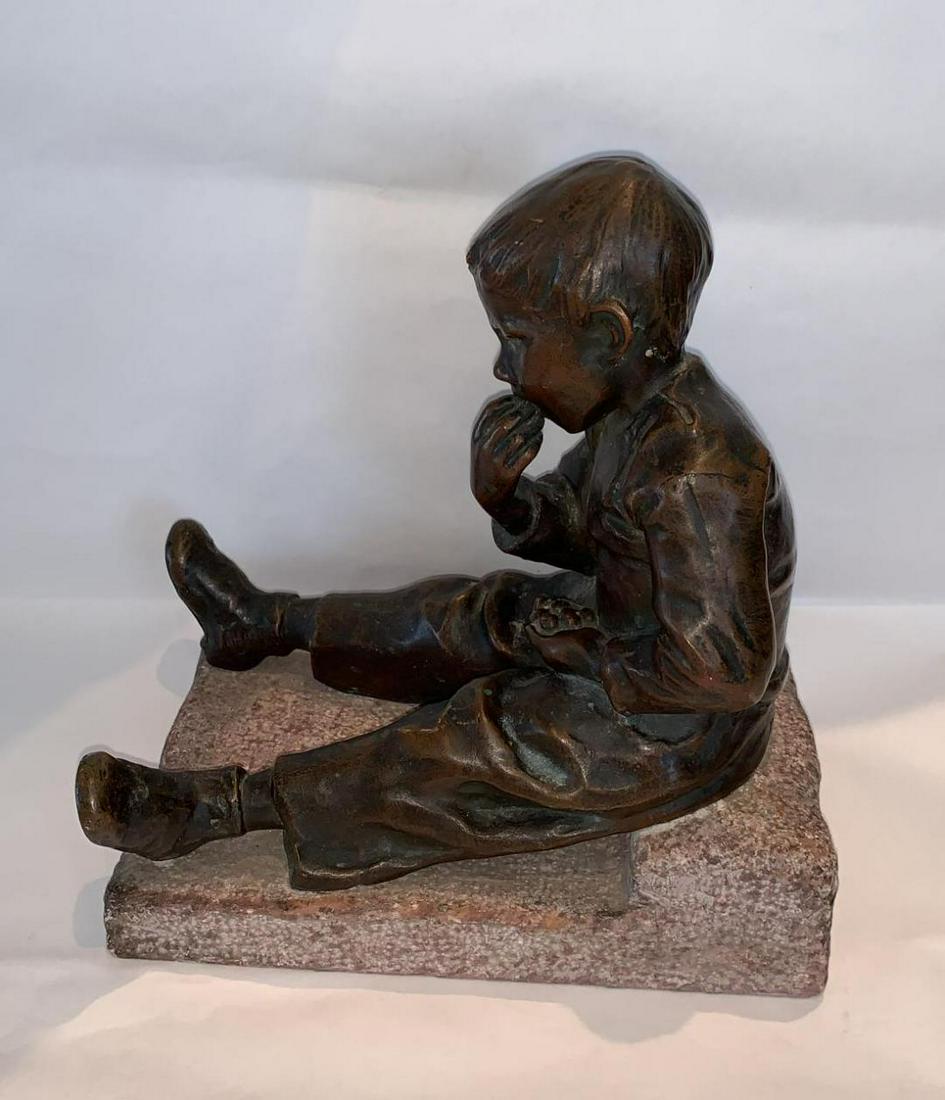 Felix Pardo Tavera Bronze Sculpture 6.7" x 3.7" x 6.2": "Boy sitting eating nuts" Shipping in USA $ 40 Felix Pardo de Tavera, (Filipino/Spanish, 1859-1932)