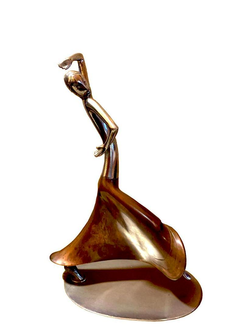 Karl Hagenauer. Josephine Baker, 1930s. H: 12" Bronze: Shipping in USA $ 55 -Karl Hagenauer. Josephine Baker, 1930s. H. 30.5 cm. Made by Hagenauer, Vienna. Silver-plated brass, Marked: HAGENAUER WIEN WHW MADE IN AUSTRIA.