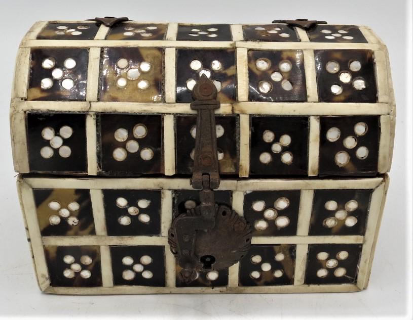 Bone Mini Trunk with lock and key, motherpearl dots: H: 4.4" W-6" D-3.7" Shipping in USA $ 30