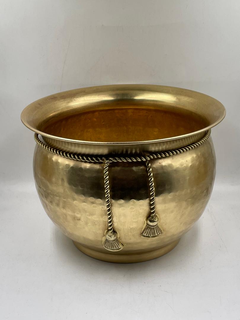 Maria Pergay Art Deco Centerpiece H: 6" Diam: 8.3": Shipping in USA $ 30. Maria Pergay is a Romanian-born French designer best known for her unique use of stainless steel in producing tables, belt buckles, decorative artifacts, chairs, and daybeds. Per