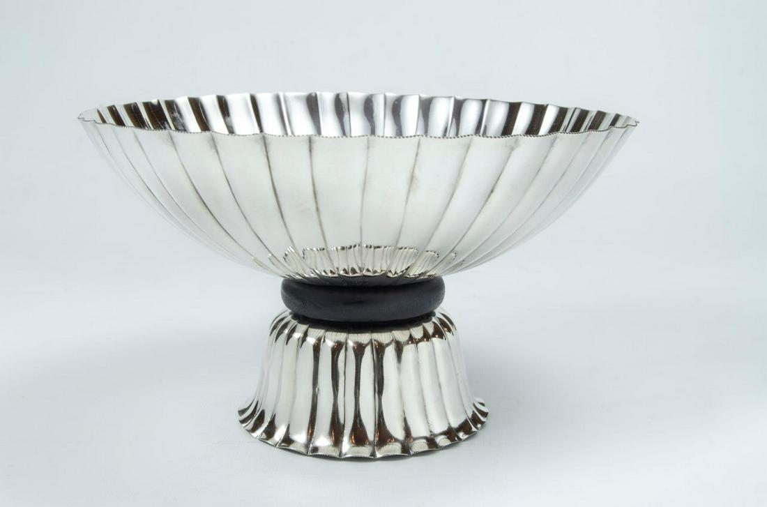 Josef Hoffmann Art Deco Bowl  6" x  9" Excellent (1 of 3)