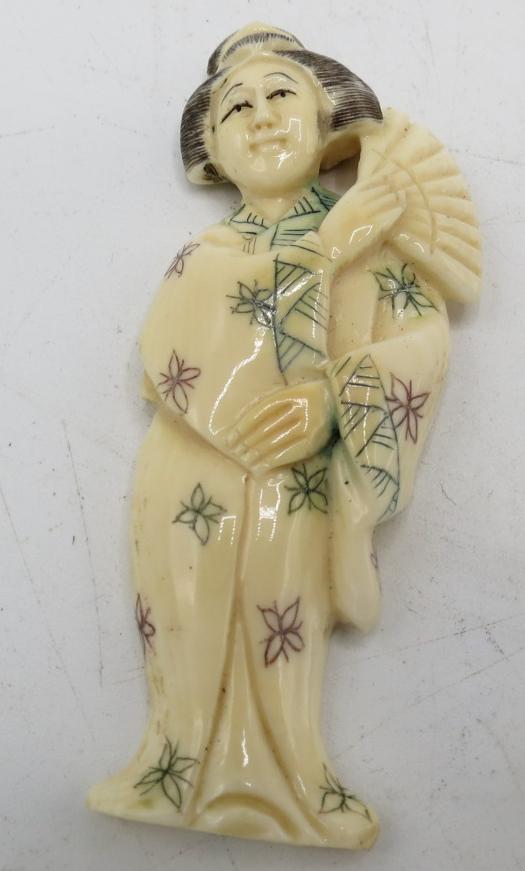 Japanese Netsuke Hand Carved H: 2": Shipping in USA $ 12. A netsuke is a miniature sculpture, originating in 17th century Japan. Initially a simply-carved button fastener on the cords of an inro box, netsuke later developed into ornatel