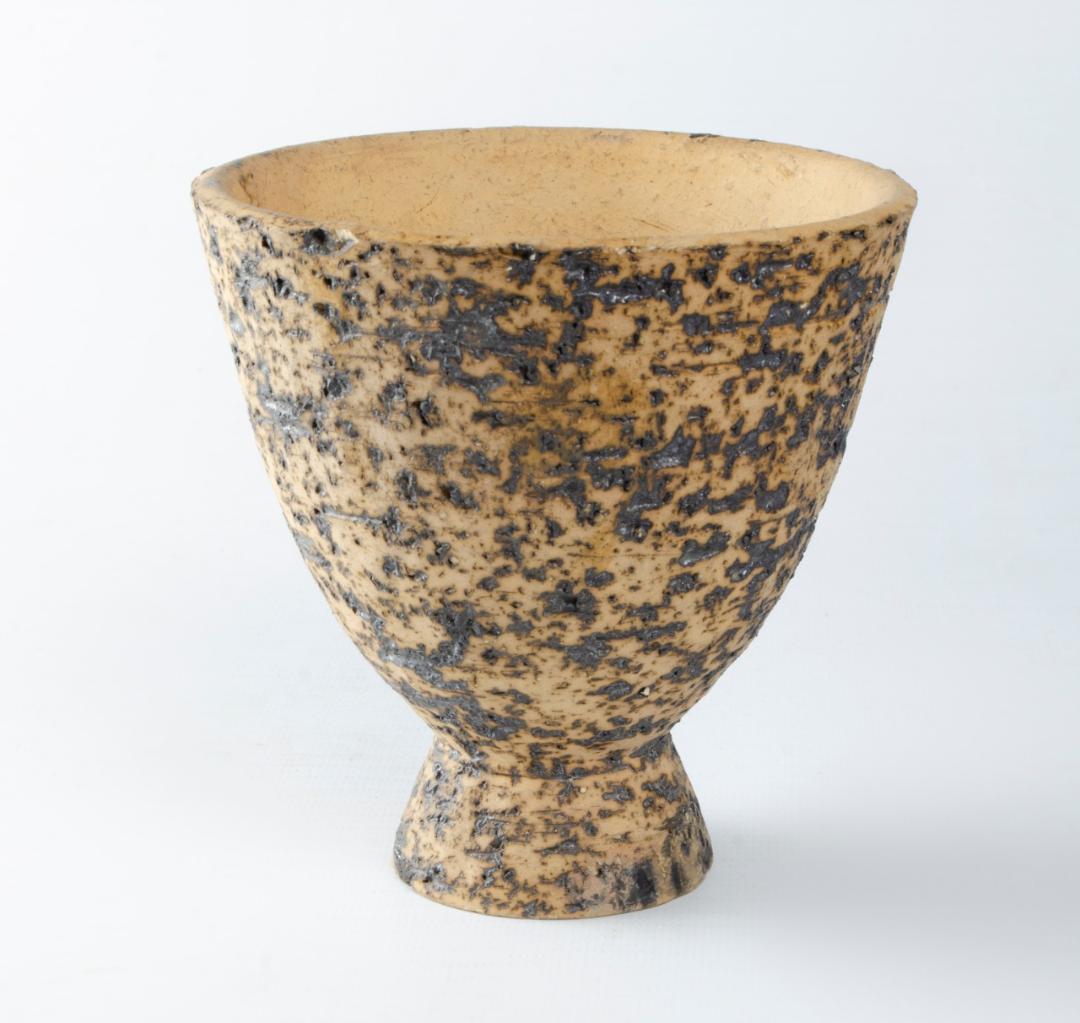 Jean Besnard Art Deco Ceramic Vase 5" x 5" France: Shipping in USA $ 50. Jean Besnard Son of Albert Besnard, member of the Committee of the Society of Decorative Artists, he exhibited at the Salon des Tuileries from 1925 and at the Salon d'Automne fro