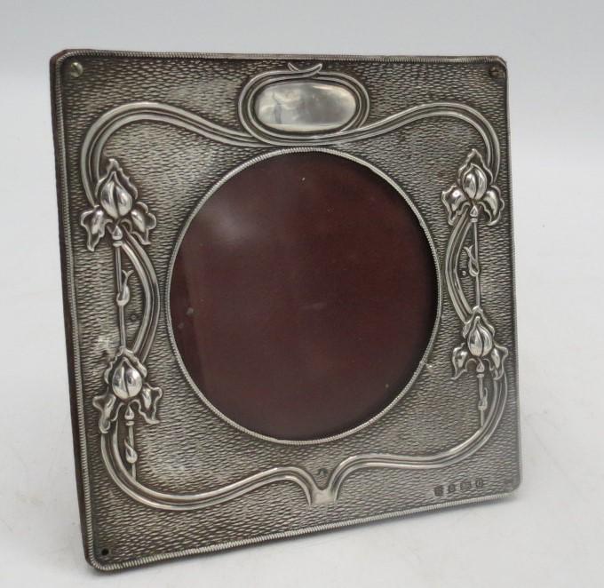 Sterling Silver Portrait 6" x 6" England 1900s (1 of 6)