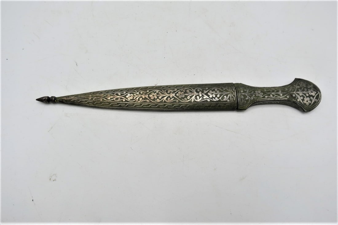 Antique Oriental Dagger L: 8": Shipping in USA $ 20.