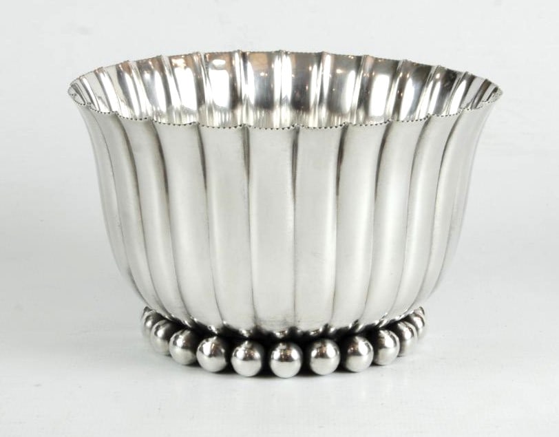 Josef Hoffmann Art Deco Silverplated Centerpiece H: 3.3" D: 5.2": Shipping in USA $ 50. Josef Hoffmann 1870 - 1956 was an Austrian architect and designer. He was among the founders of Vienna Secession and co-establisher of the Wiener Werkstatte. His most famous arch