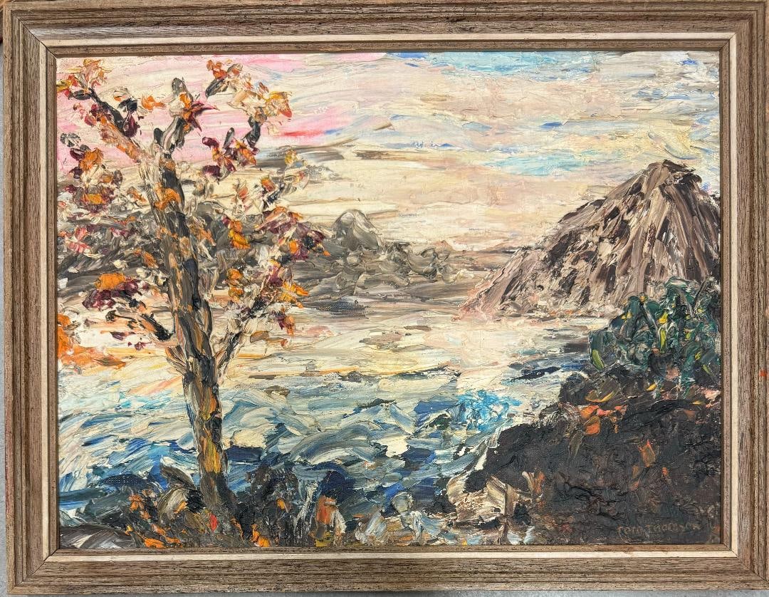 Tom Thomson (Attributed) Oil on Canvas Over Board 12" x 16" Canada: No COA Shipping in USA $ 120. Thomas John Thomson (August 5, 1877 - July 8, 1917) was a Canadian artist active in the early 20th century. During his short career, he produced roughly 400 oil sketches