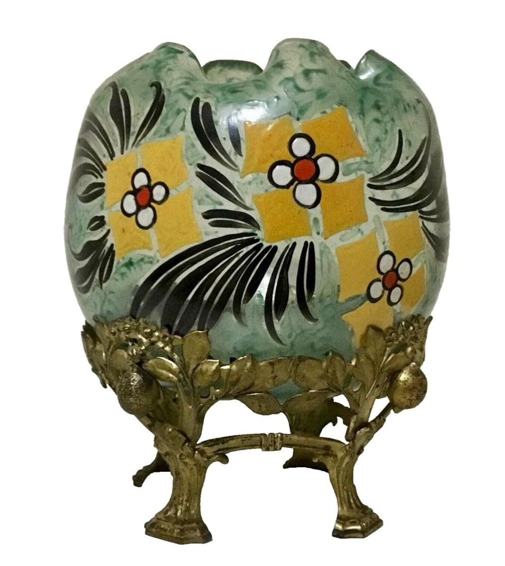 Verrier Legras Glass Vase w/ Bronze Base H: 11.8" France: Shipping in USA $ 120. Legras. Auguste Legras, an already experienced glass maker, took over the St Denis glassworks in 1864. Legras produced a massive amount of glass in many commercial types and sty