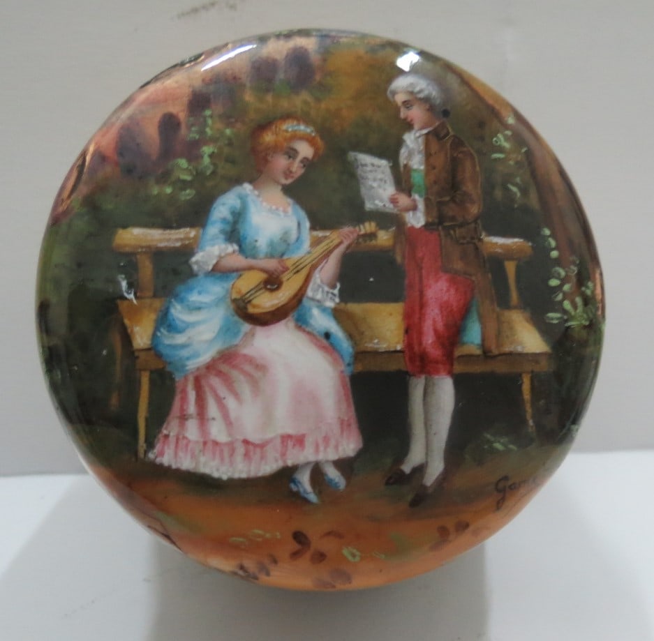 Enamel Top, Sides and Bottom Pill Box H: 1.5" Diam: 2.7" France: Shipping in USA $ 25.