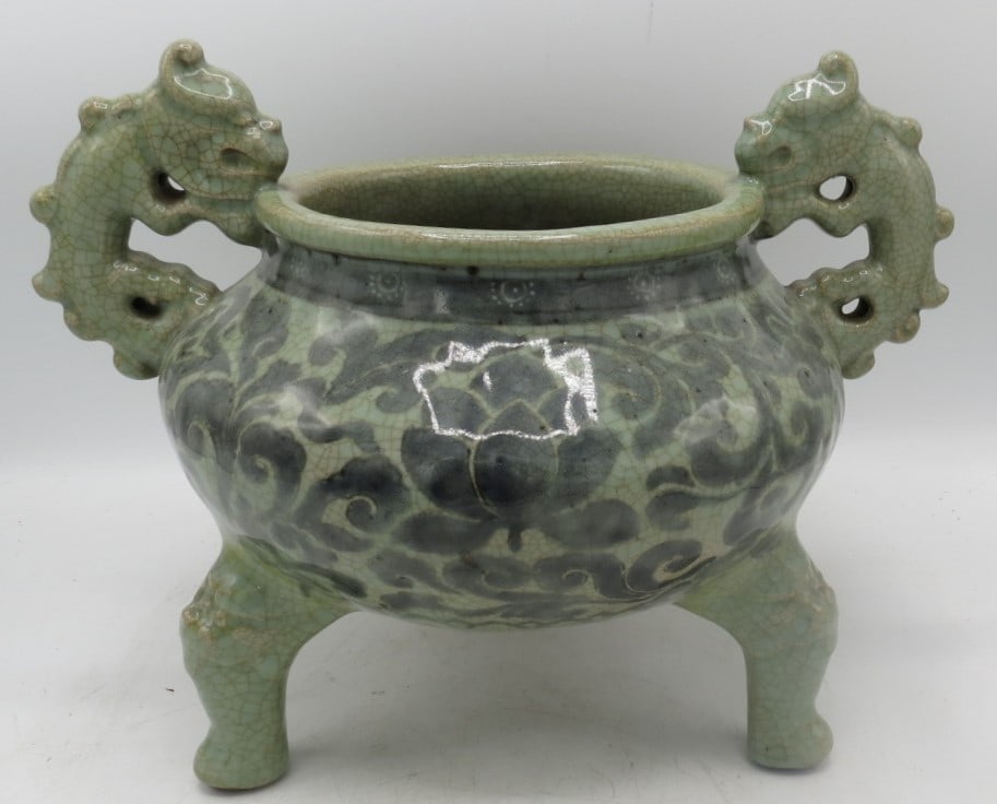 Antique Chinese Celadon Planter H: 10" W: 13" D: 9" (1 of 3)