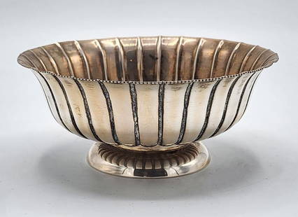 Josef Hoffmann Art Deco Centerpiece H: 3" Diam: 6.5" Austria: Shipping In - House available - Josef Hoffmann 1870 - 1956 was an Austrian architect and designer. He was among the founders of Vienna Secession and co-establisher of the Wiener Werkstatte. His most f