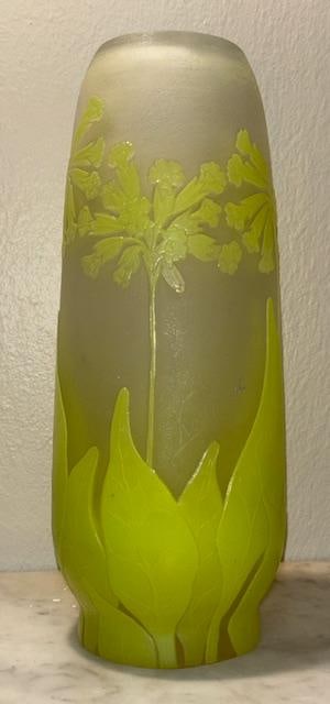 Karl Lindeberg Art Deco Cameo Glass Vase H: 9": Shipping in - House available - Karl Lindeberg was a swedish glass designer and etcher born 1877, died 1931. He started his work at Kosta 1907